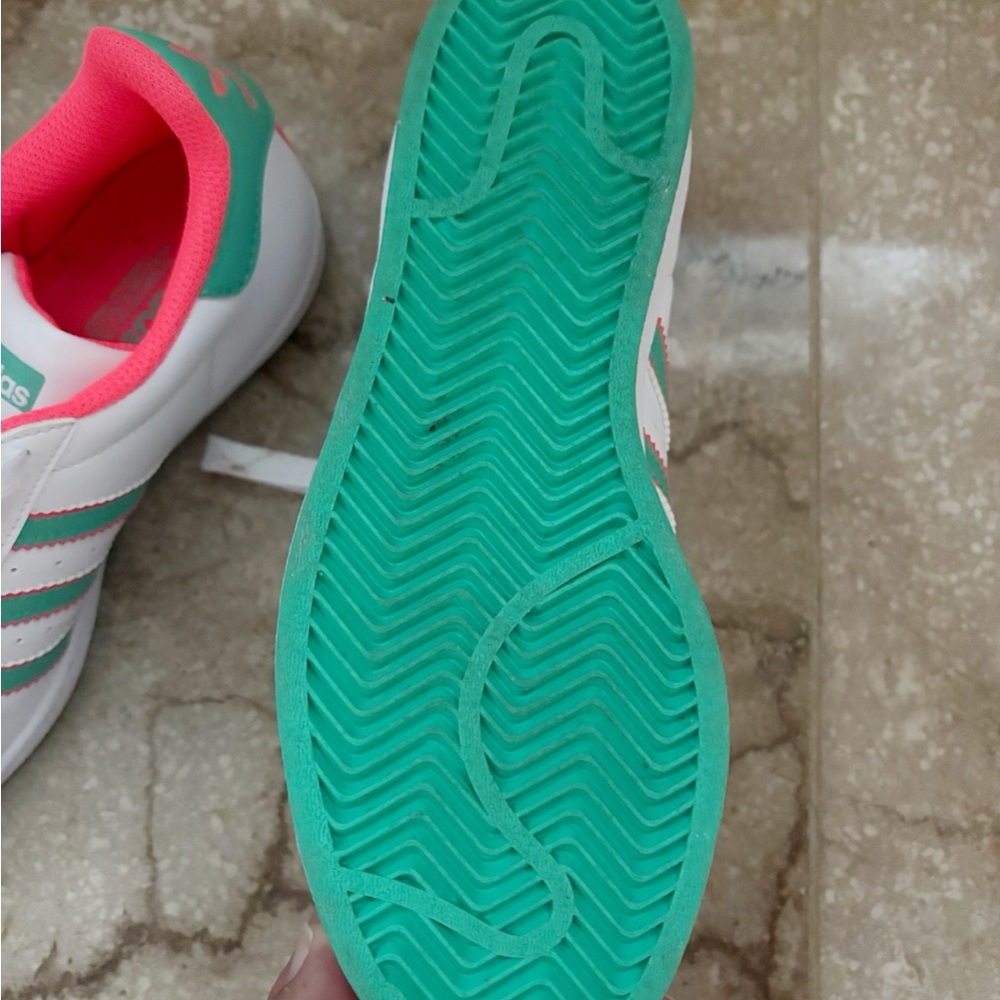 Adidas White with Teal and Coral Accents Japan Edition Sneakers Size 4 kids EUC - Picture 5 of 6